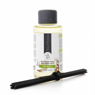 Flore blanca refill BE 300ml (med sorte pinner)